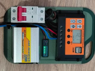 2 KITS SOLAR CAMPER PROFESIONAL 12V/220V.