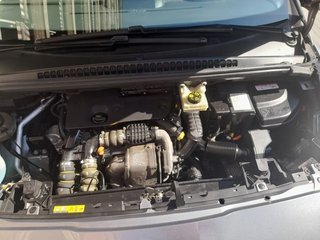 Peugeot 5008 Allure 1.6 BlueHDi 88KW (120CV)