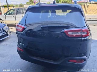 Jeep 221117 pantalla 6434cbe2800 cherokee - 2.4 at