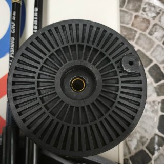 Carrete Eléctrico Cristal Fishing KF 001 2 cañas