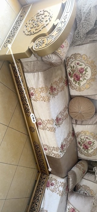 Sofá Marroquí Beige y Dorado
