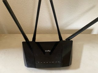Router Cudy 4G LTE N300 Wi-Fi