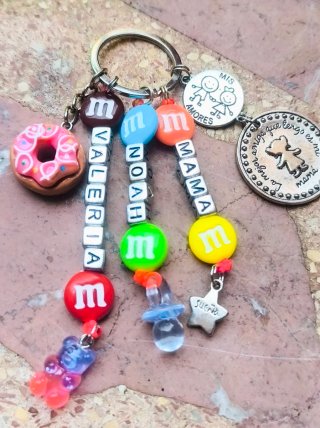 Llavero personalizado nombres y figuras
