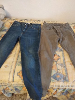 2 Pantalones tejanos talla 42