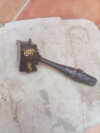 Mando limpiaparabrisas Nissan Terrano 2