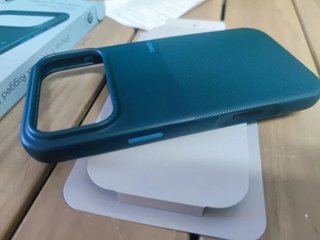 Apple Funda Rugged de Beats iPhone 17 Pro Max