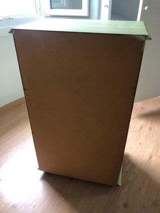 Cajonera de madera verde claro