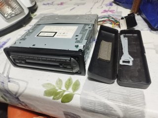 Autoradio Sony CDX-R3000