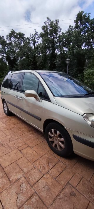 Peugeot 807 2006