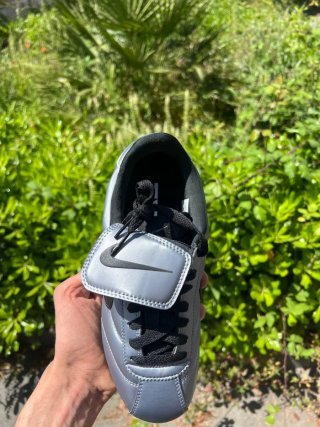 Nike Cortez Argento e Nero