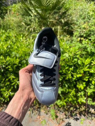 Nike Cortez Argento e Nero