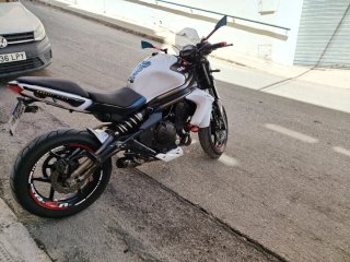 Kawasaki ER-6N A2