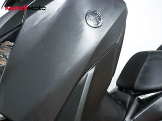 YAMAHA X-MAX 300