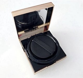 YSL Touche Éclat Le Cushion Foundation B60 Amber.