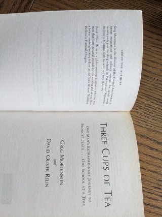 Libro Three Cups of Tea