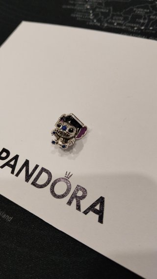 Charm Pandora Disney Stitch Graduado
