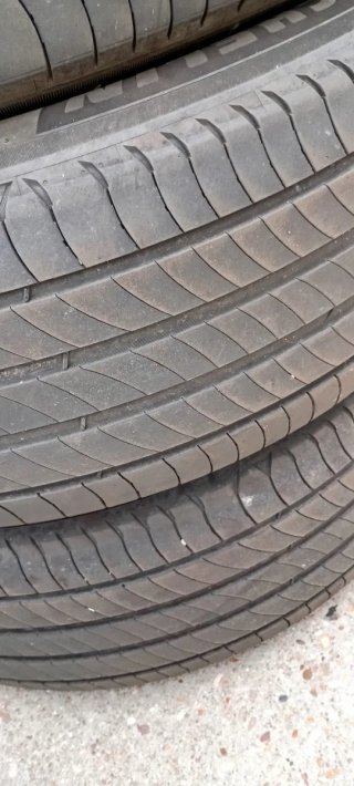 Michelin 235/55 R19 105W Neumático