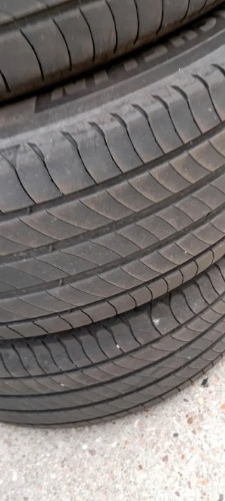 Michelin 235/55 R19 105W Neumático