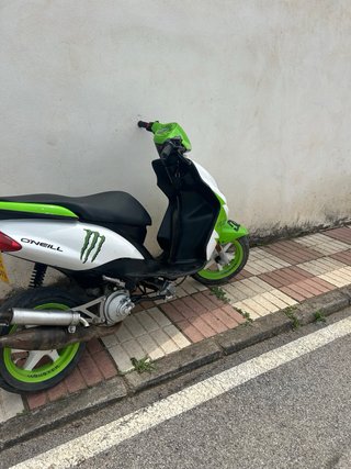 Yamaha Jog RR Scooter