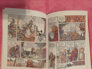 Comics El viento de los dioses y De sangre y ron