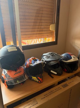 Lote 4 Cascos Moto