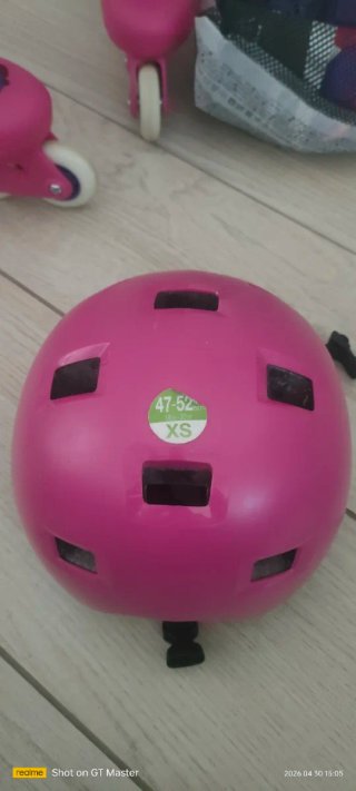 Set Pattini Bambina Rosa e Protezioni