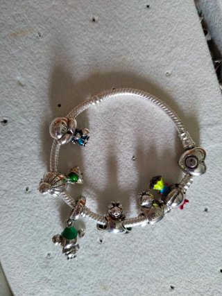 Pulsera Disney con Charms de Plata