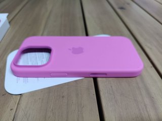 Funda de silicona con MagSafe para el iPhone 16 Pro - Peonía