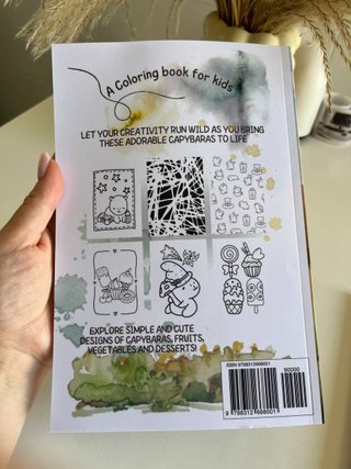 Libro para colorear capibaras antiestrés kawaii