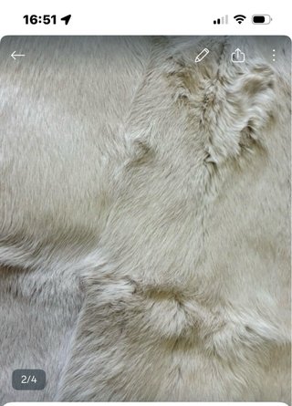 Wow!Tappeto in pelle di coniglio beige