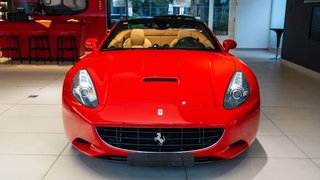 Ferrari California 4.3 V8 (4 plazas)