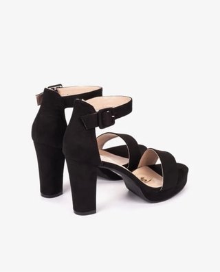 Sandalia Negra Pulsera Ultrasuede Cuplé