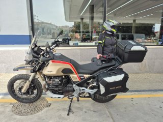 Moto Guzzi V85TT Travel