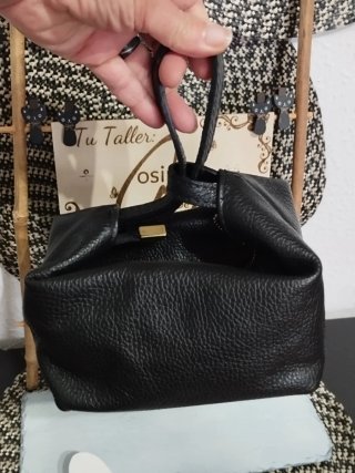 Bolso Piel Negro Mini con Asa The Genuine leather