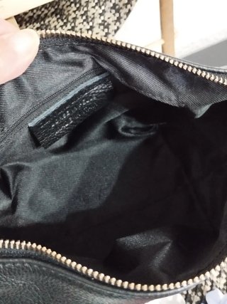 Bolso Piel Negro Mini con Asa The Genuine leather