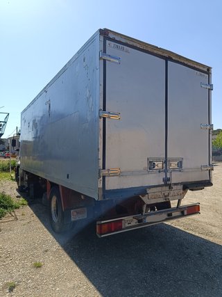 IVECO STRALIS 310 PAQUETERO