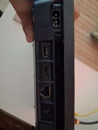 Consola Sony PS4 Slim Negra
