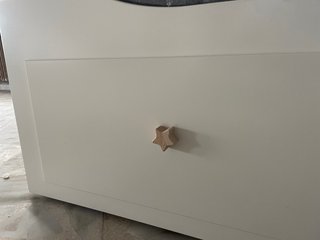 Cama blanca 1.20 con colchón bueno
