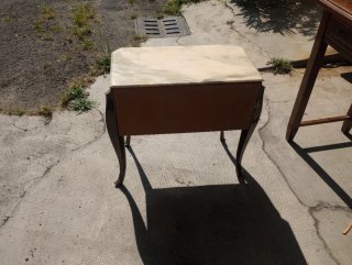 Mobiletto bar in stile maggiolini