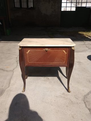 Mobiletto bar in stile maggiolini