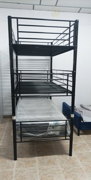 Litera Metálica Triple Negra, Robusta. ¡EN REBAJA!