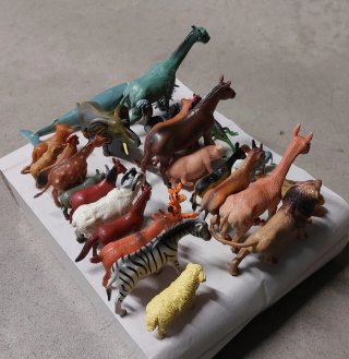 30 Animali Giocattolo Assortiti