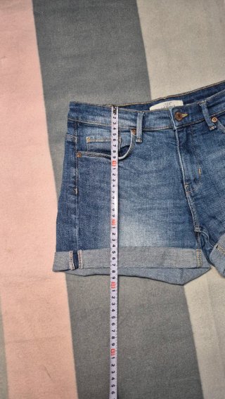 Shorts vaqueros H&M L.O.G.G. Talla 25