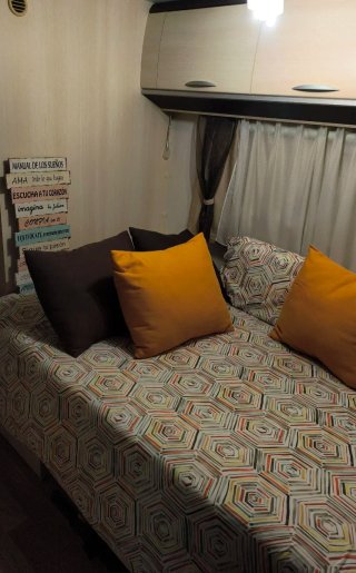 Caravana y complementos camping