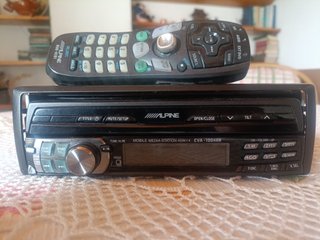 Alpine CVA-1004RR Pantalla Motorizada
