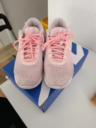 Deportivas Nike Rosa y Blancas