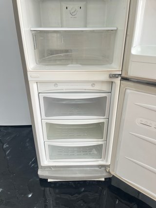 NEVERA LG 190CM NOFROST A+++. SEMINUEVO