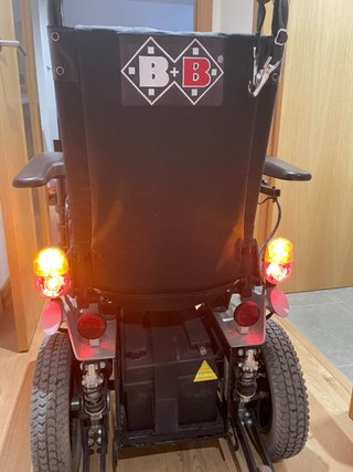 Silla de ruedas eléctrica