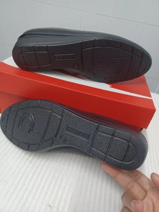 Mocasines Pitillos Negros Mujer