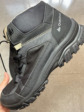 Botas de montaña negras Talla 42.